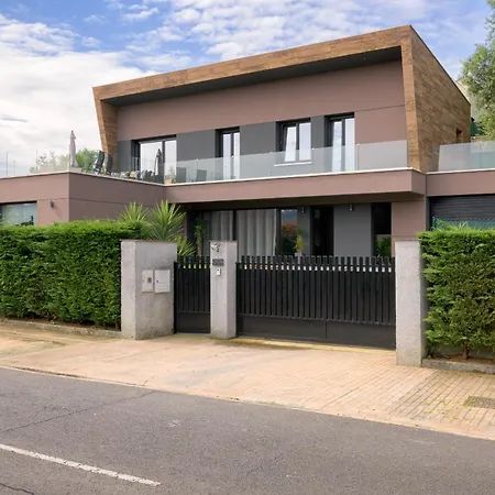 Casa Con Vistas Al Paisaje Y Encanto En El Corazon Del Pais Vasco,espana Мунгия