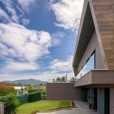 Vakantiehuis Casa Unifamiliar Con Vistas Al Paisaje Y Encanto En El Corazon Del Pais Vasco,espana *