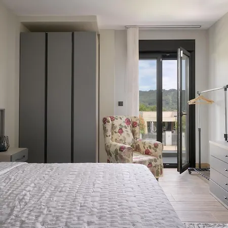 Casa Con Vistas Al Paisaje Y Encanto En El Corazon Del Pais Vasco,espana * Mungia